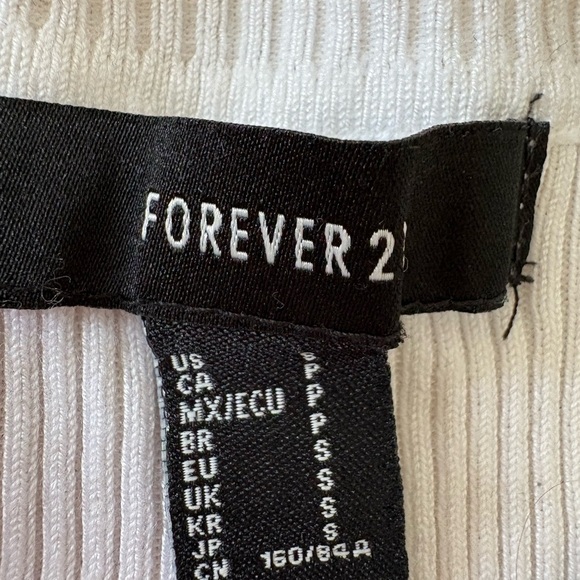 Top - Picture 2 of 2